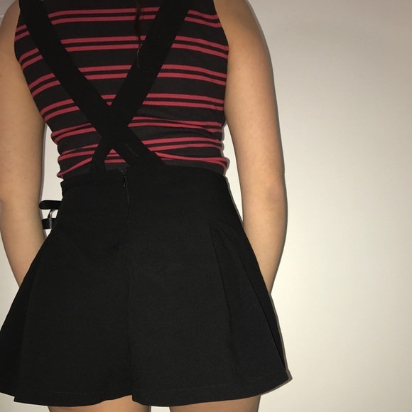 Romper - Picture 2 of 5